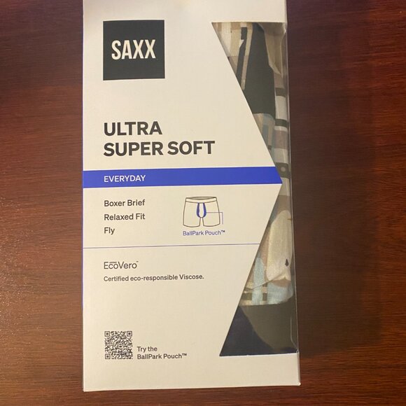 SAXX ULTRA Boxer Briefs with Fly “Birch Gray" - Picture 3 of 4